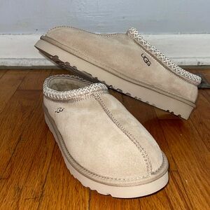 UGG tasman slipper